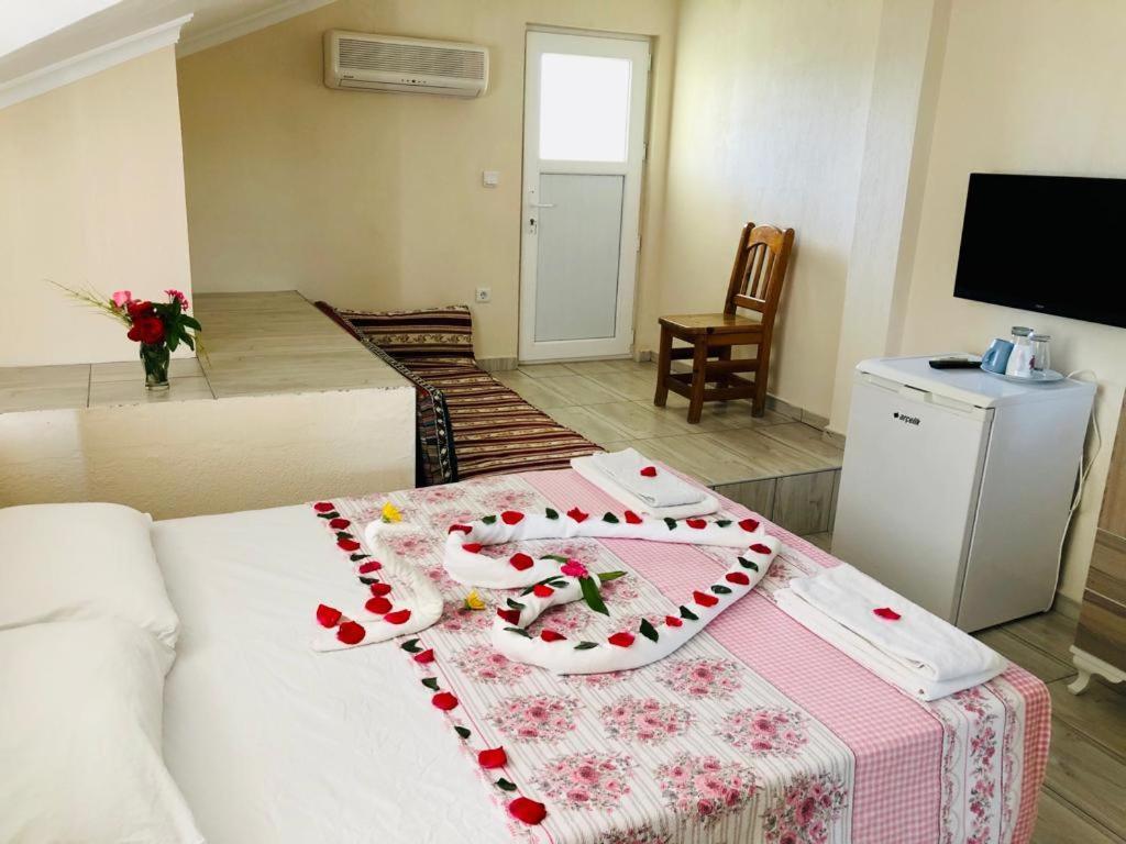 Karaca Apart Hotel ダルヤン エクステリア 写真