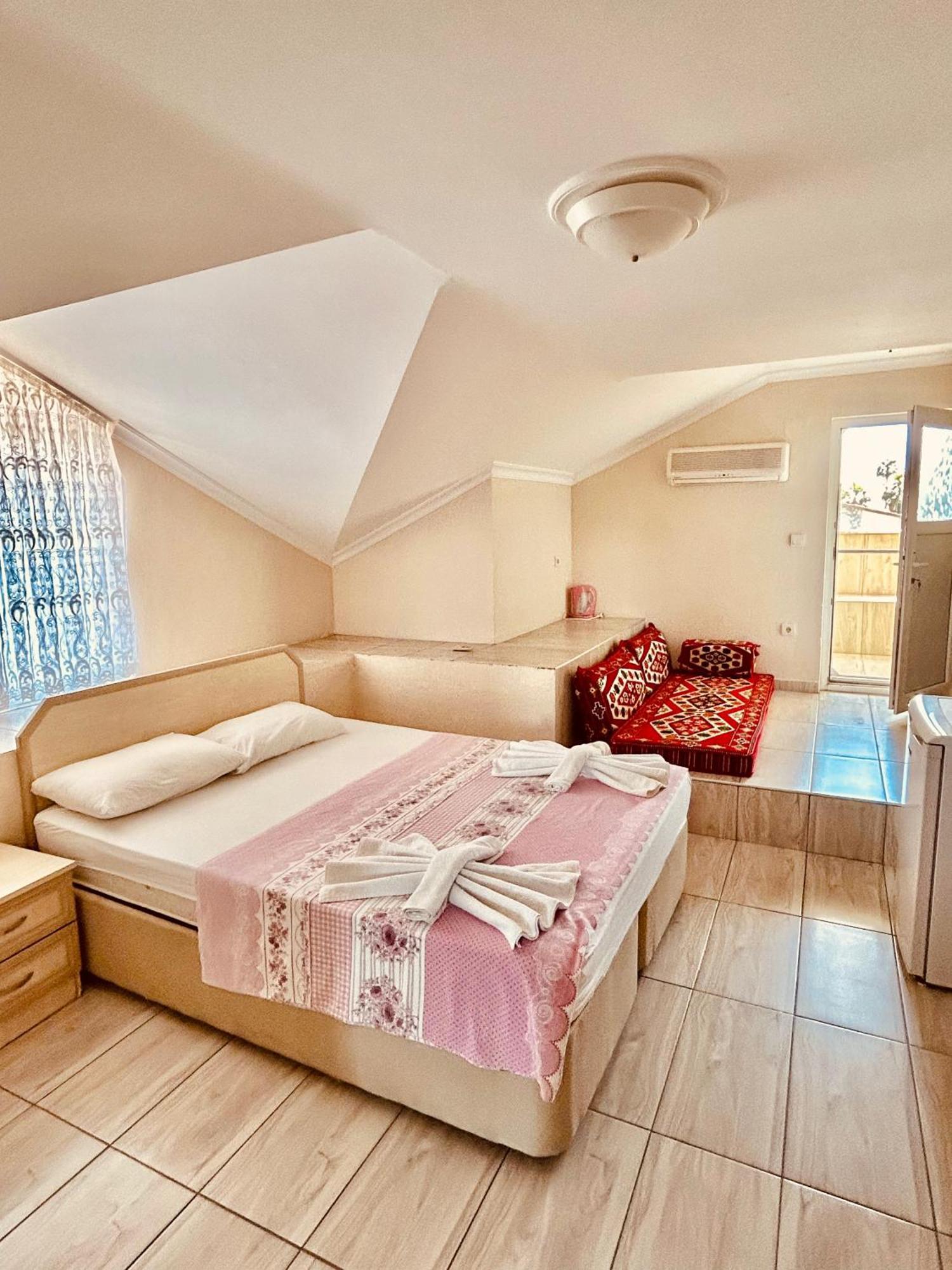 Karaca Apart Hotel ダルヤン エクステリア 写真