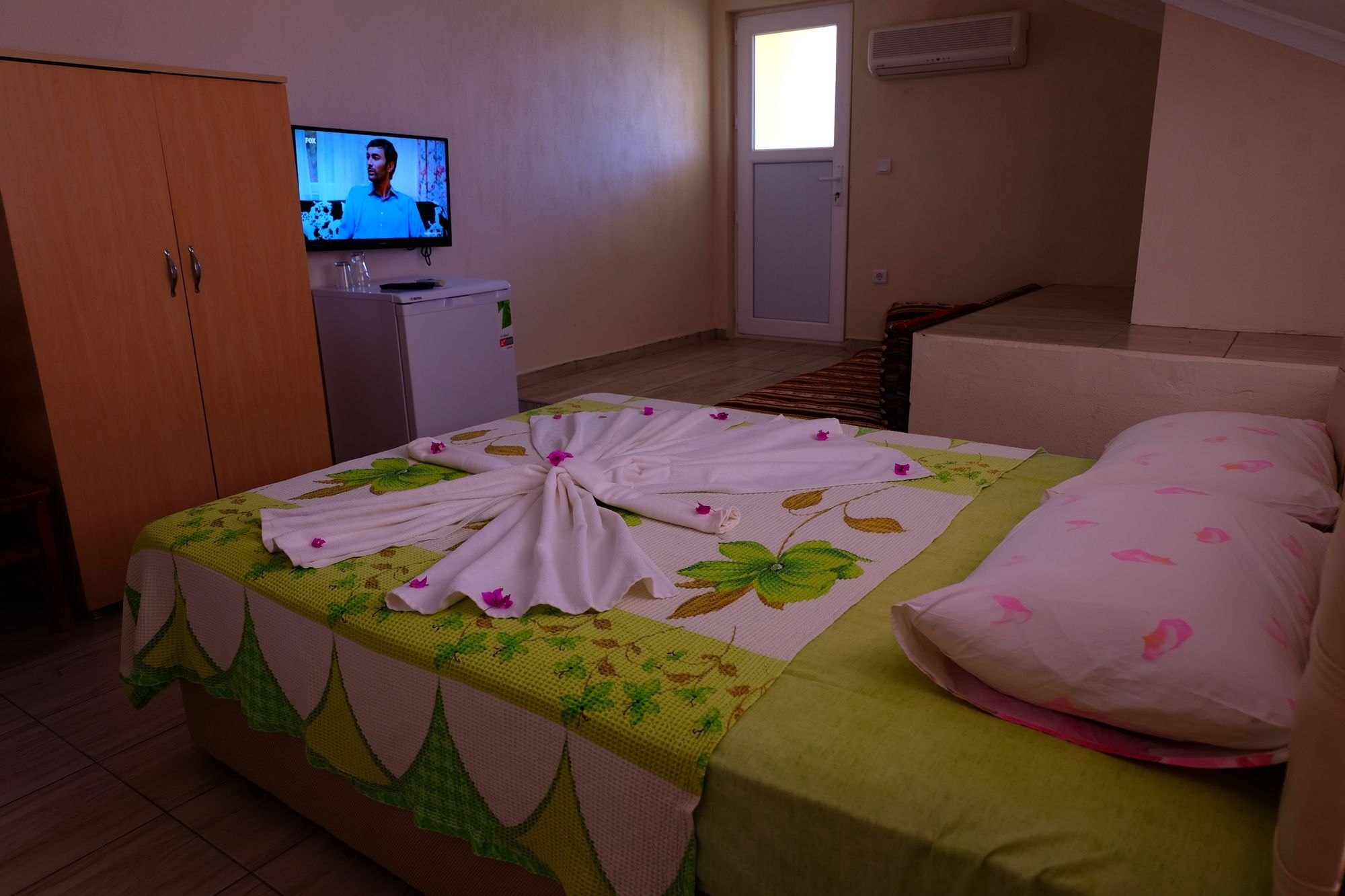 Karaca Apart Hotel ダルヤン エクステリア 写真
