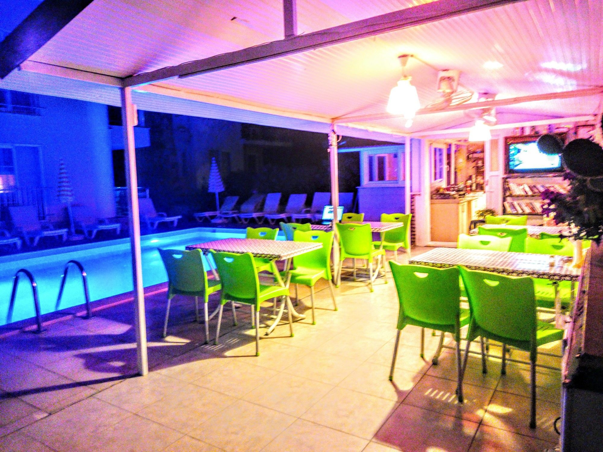 Karaca Apart Hotel ダルヤン エクステリア 写真